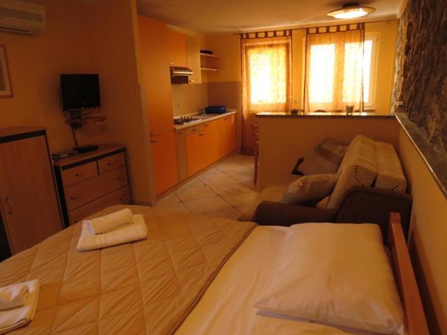 Ara-Ninja Appartement Baška Buitenkant foto